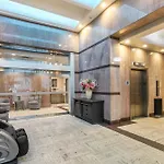 Elegant Studio Near French Quarter
