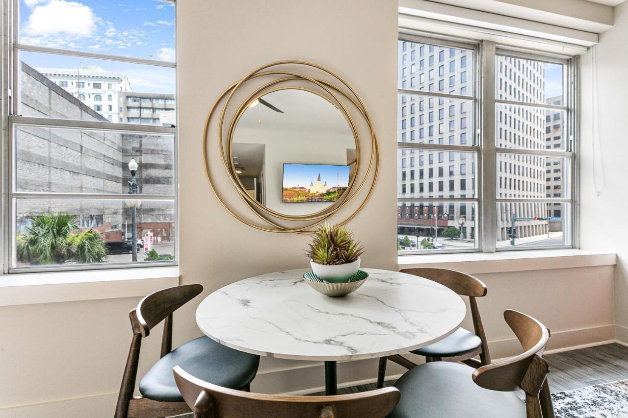Elegant Near French Quarter Apartment